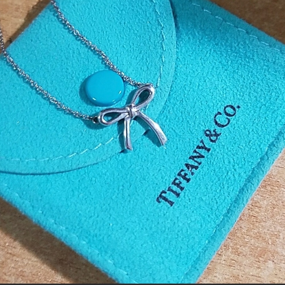 Tiffany and Co Mini Bow Necklace